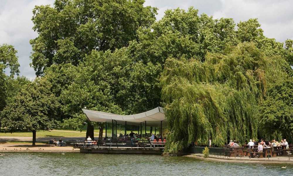 Serpentine Lake London Hyde Park